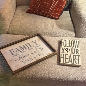Decorative Wall Art Set - Family and Heart Quotes